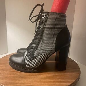 Aldo Black & White Glen Plaid Anorficlya Lug Sole Lace Up Studded Moto Boot